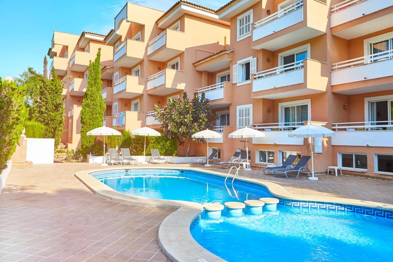 Universal Apartamentos Laguna Garden Canyamel  Extérieur photo