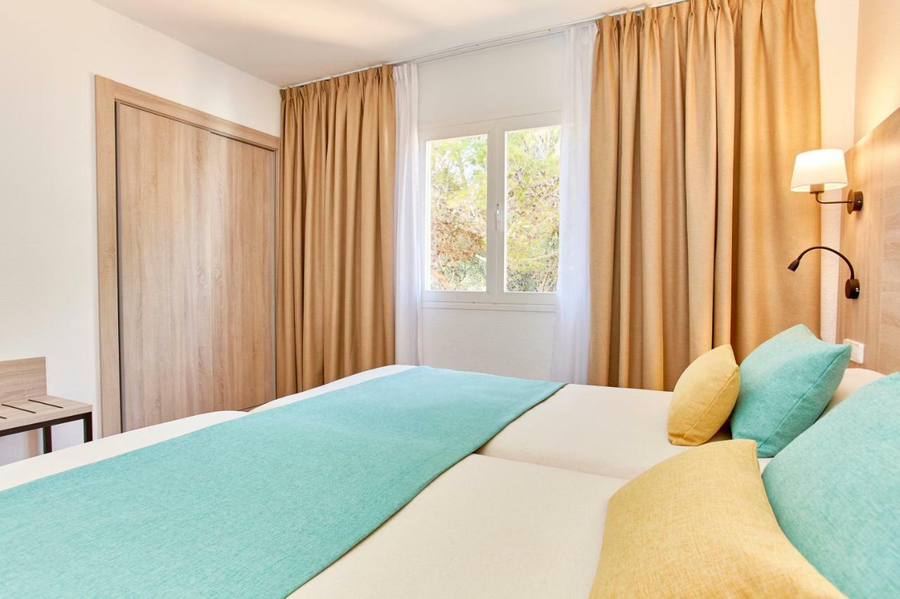 Universal Apartamentos Laguna Garden Canyamel  Extérieur photo
