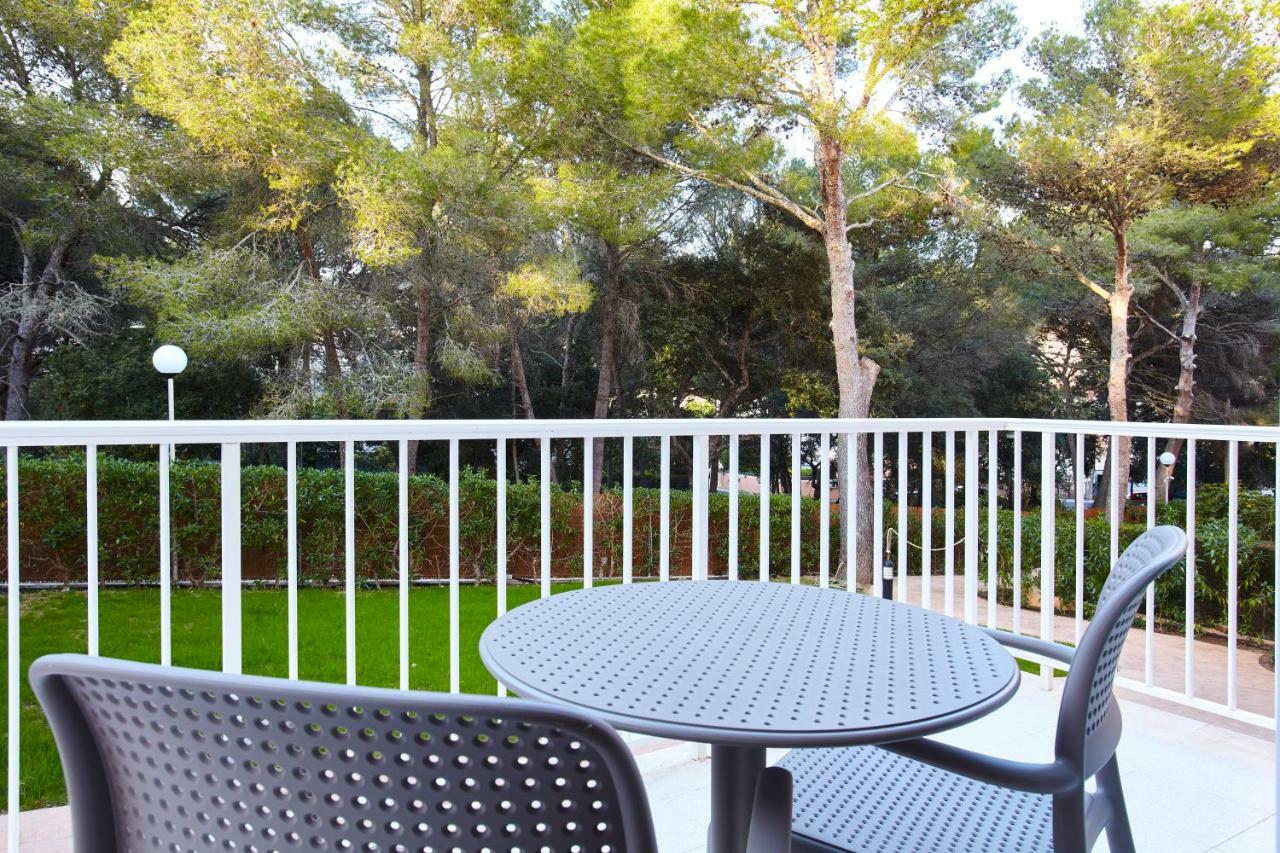 Universal Apartamentos Laguna Garden Canyamel  Extérieur photo