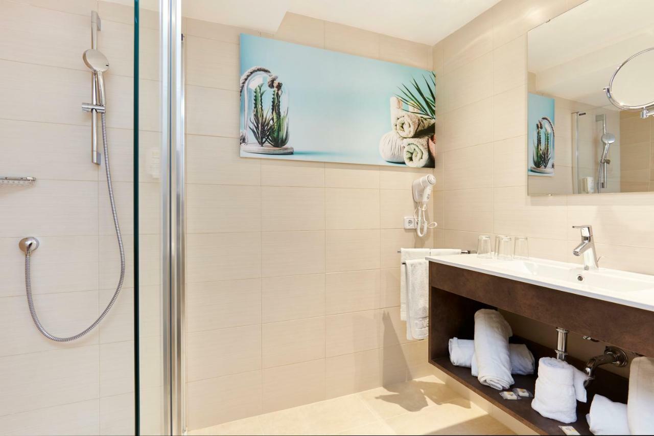 Universal Apartamentos Laguna Garden Canyamel  Extérieur photo