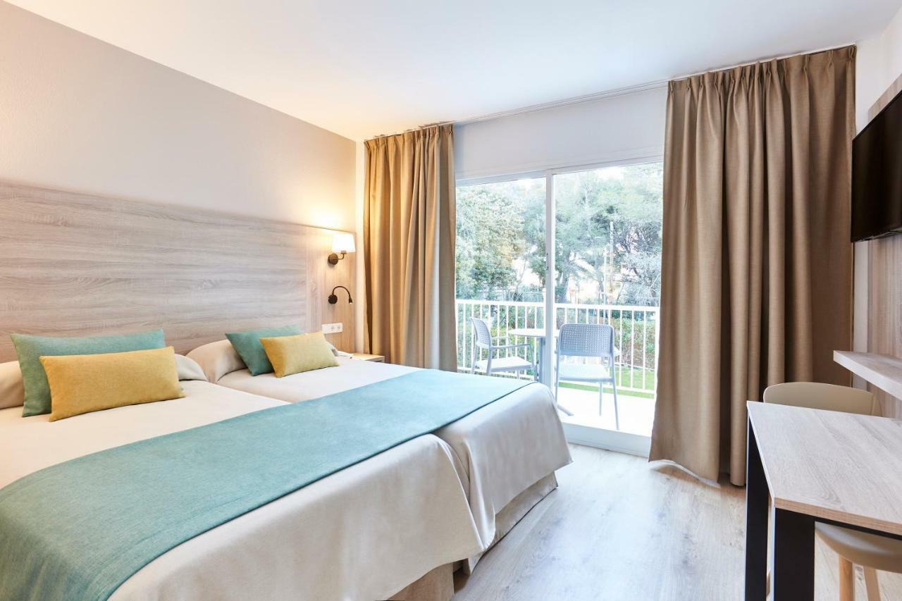 Universal Apartamentos Laguna Garden Canyamel  Extérieur photo